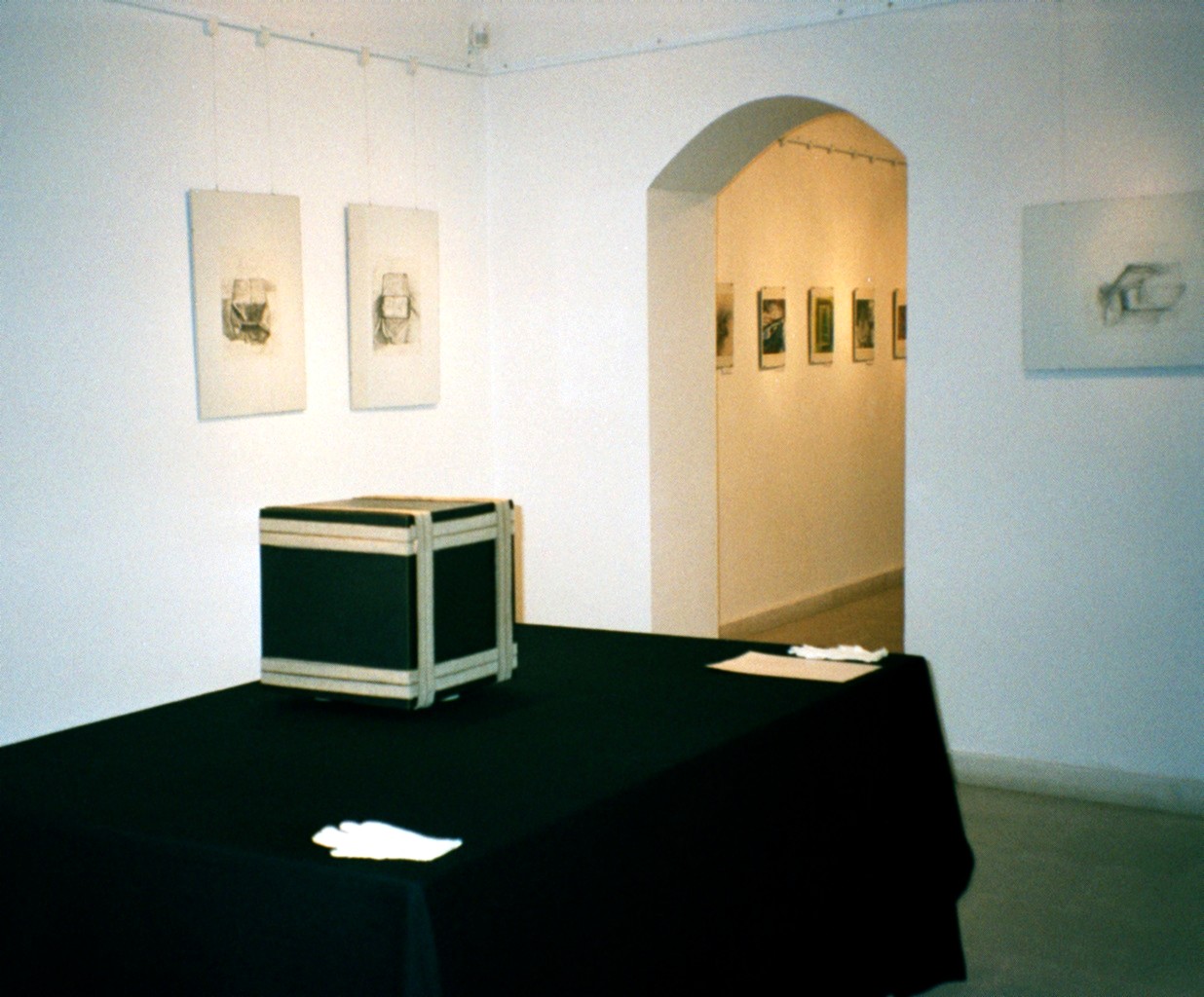 INSTALLATION AT MU-TEREM GALERIA